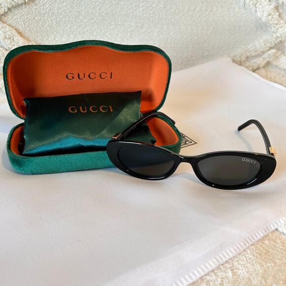 Gucci GG1680S 001 Black Oval Sunglasses Unisex New Authentic - Picture 7 of 10